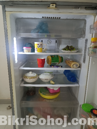 Used Refrigerator -Samsung